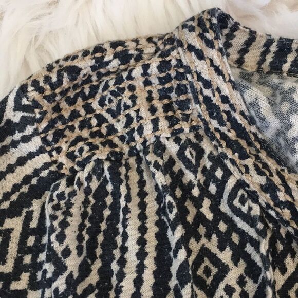 Lucky Brand | Linen Blend Button Peasant Top | S - Picture 8 of 8